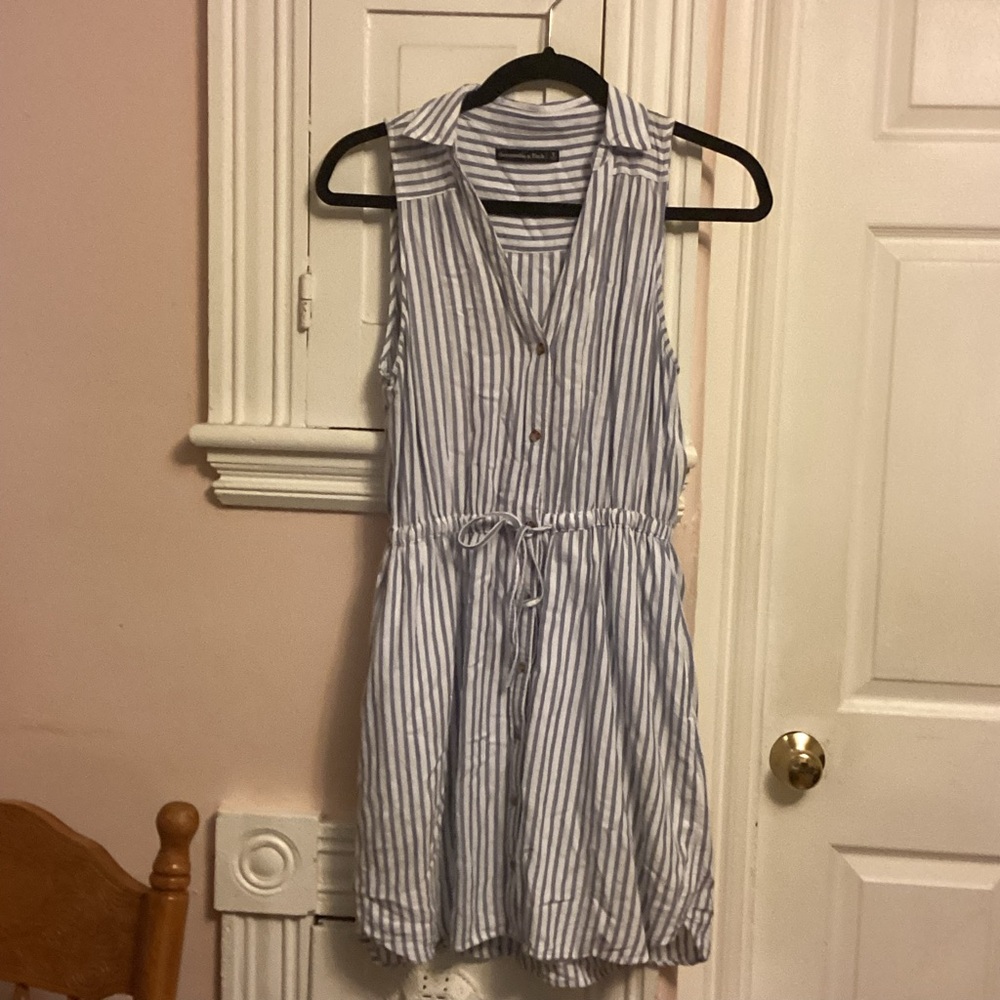 Abercrombie & Fitch Blue and White Striped dress with pockets